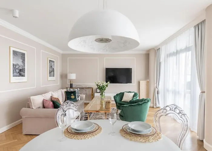 Glam Apartments City Center