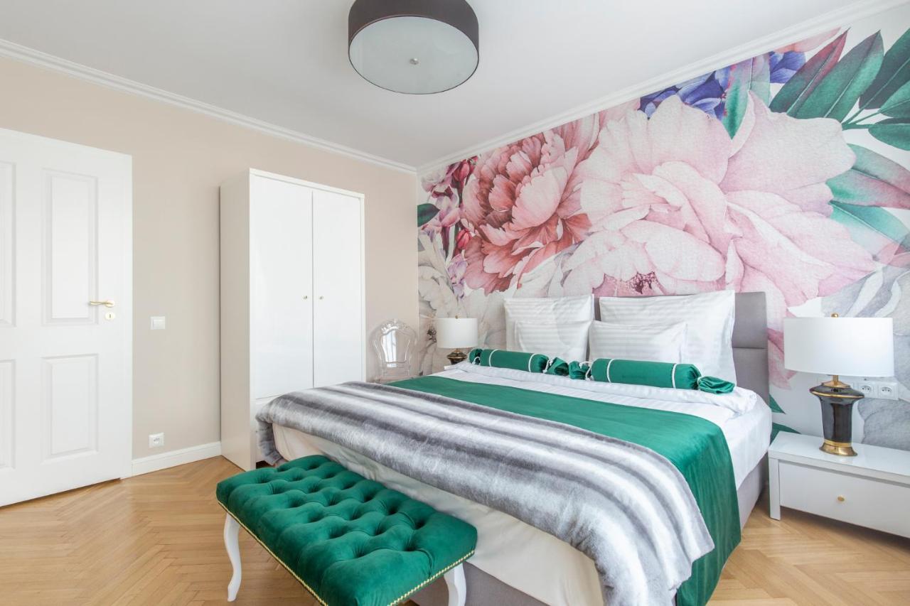 Glam Center Apartment Warsaw
